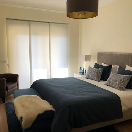 Апартаменты Marina Bleu Magnifique Standing Vue Piscine Албуфейра